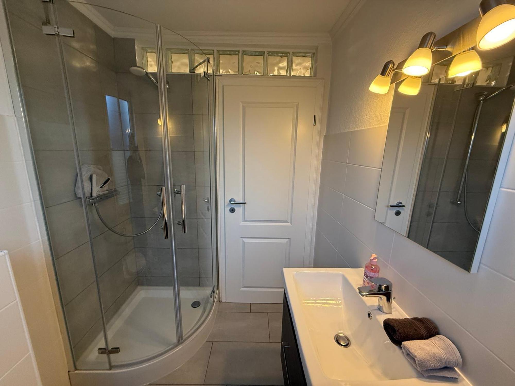 Ferienwohnung „Ole Karkenwech“ Husum-Roedemis Husum  Esterno foto