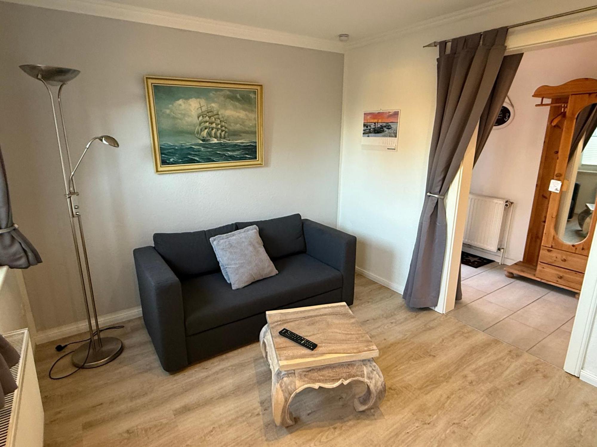 Ferienwohnung „Ole Karkenwech“ Husum-Roedemis Husum  Esterno foto